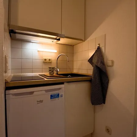 Apartment Charming With Full Kitchen And Balcony *