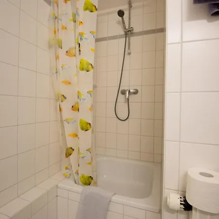 Charming With Full Kitchen And Balcony Apartment